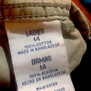 Size 14 cargo skort dark kahki color